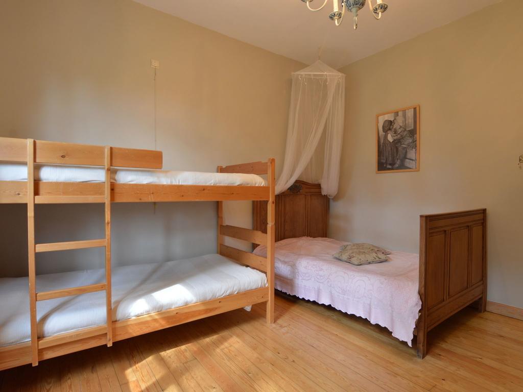 Furnished Bungalow In Monceau En Ardenne With Garden BarbecueOizy 部屋 写真