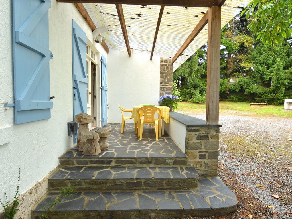 Furnished Bungalow In Monceau En Ardenne With Garden BarbecueOizy エクステリア 写真