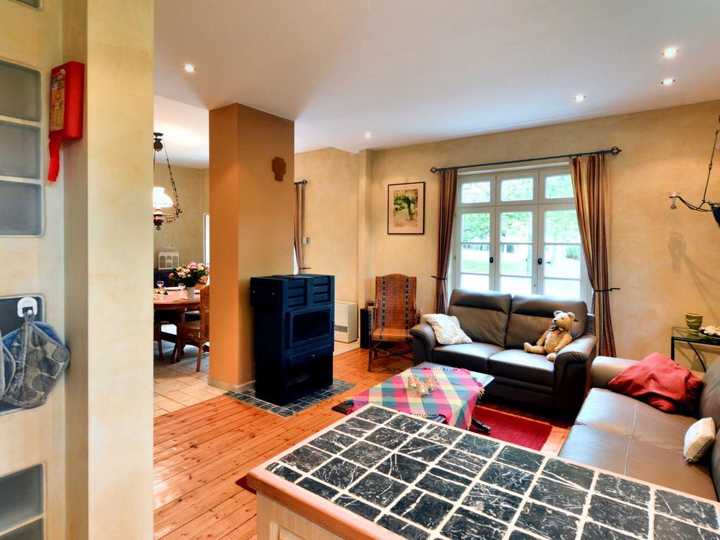 Furnished Bungalow In Monceau En Ardenne With Garden BarbecueOizy エクステリア 写真