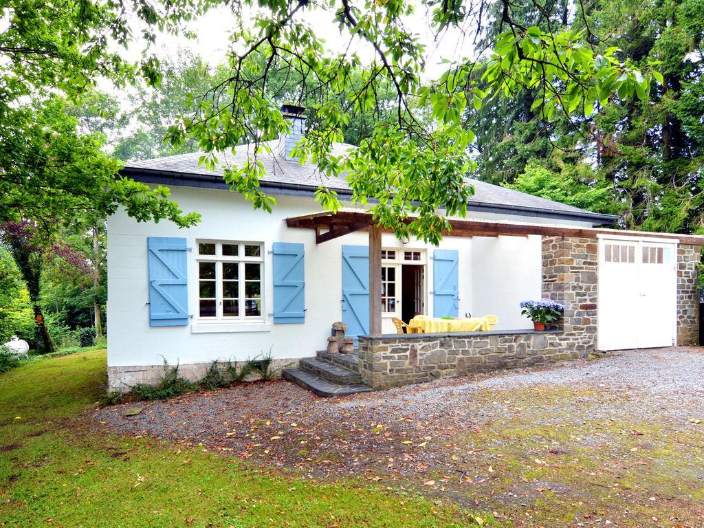 Furnished Bungalow In Monceau En Ardenne With Garden BarbecueOizy エクステリア 写真